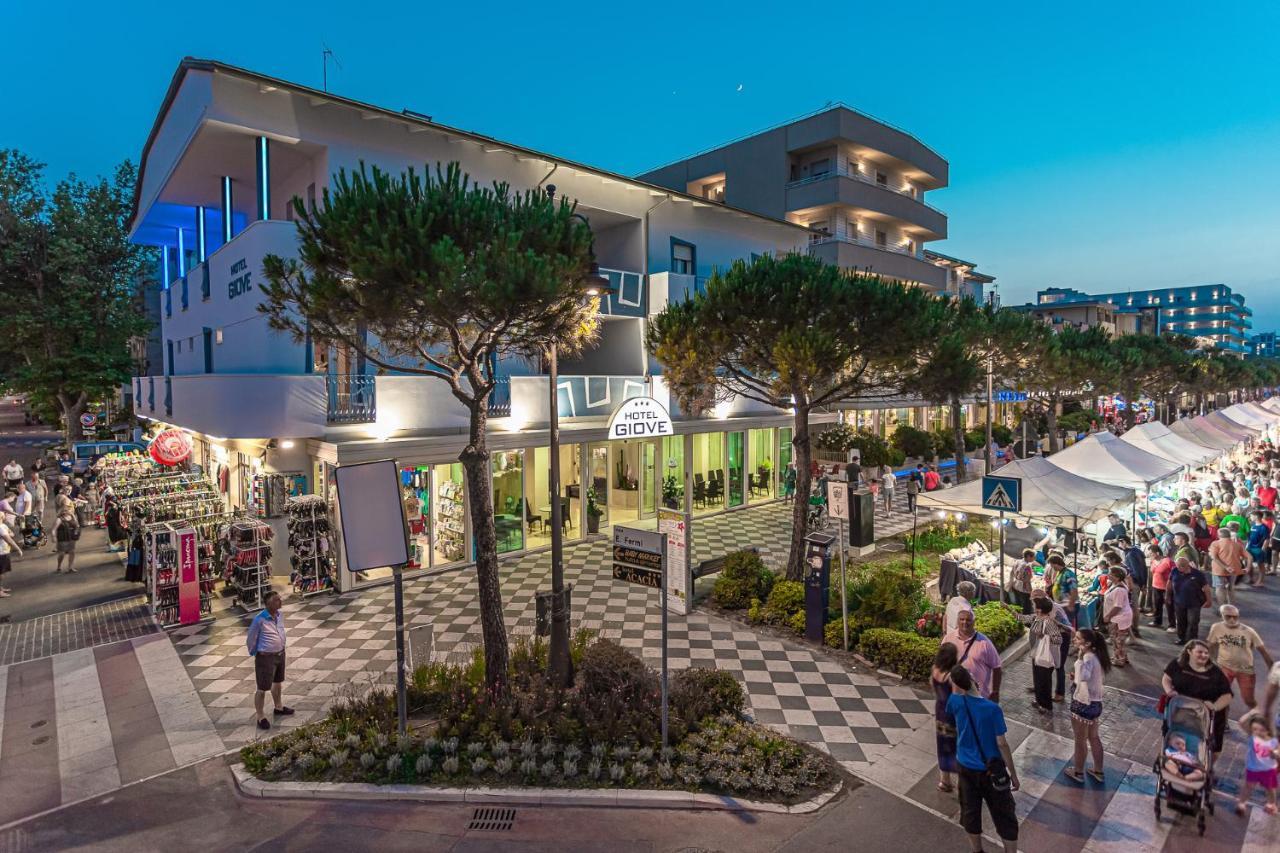 Hotel Giove Dipendenza Hotel Fiamma Cesenatico Exterior foto
